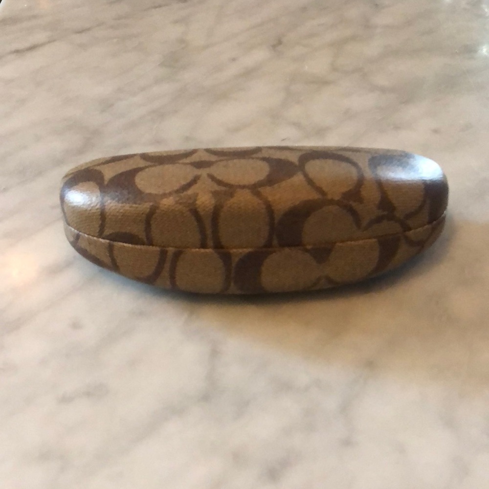 Coach glass case